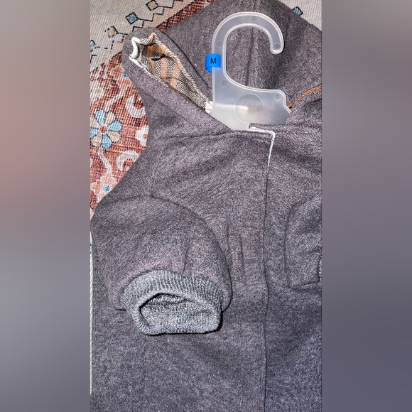 NWT PETS SWEATER SIZE M UP 27 POUNDS - Picture 5 of 8